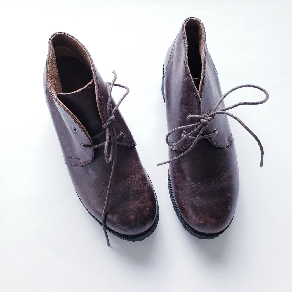 Vintage Brown Leather Eastland Women's Ankle Chunky Lace Up Boots size 9